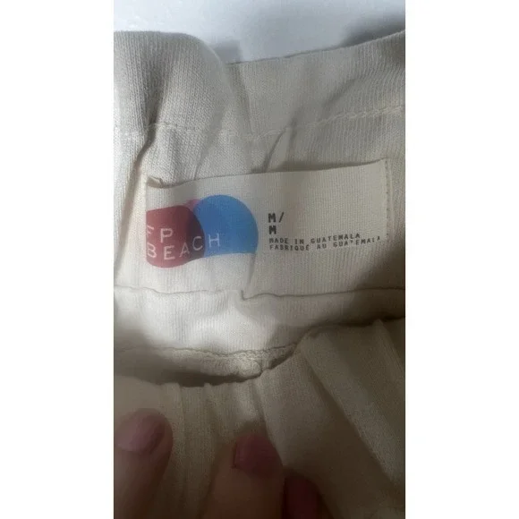 Free People Beach Size M Wide Leg Cream Paloma Slouchy Raw Hem Relax Pants - Picture 9 of 13